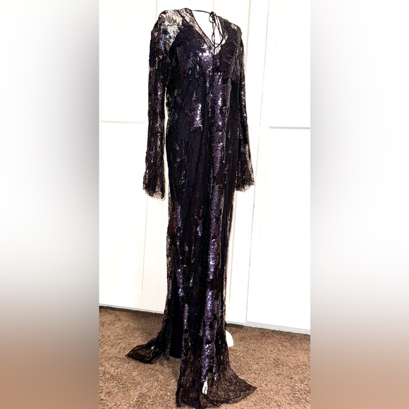 Silvia Tcherassi Andria Sequined Lace Gown - Picture 3 of 7